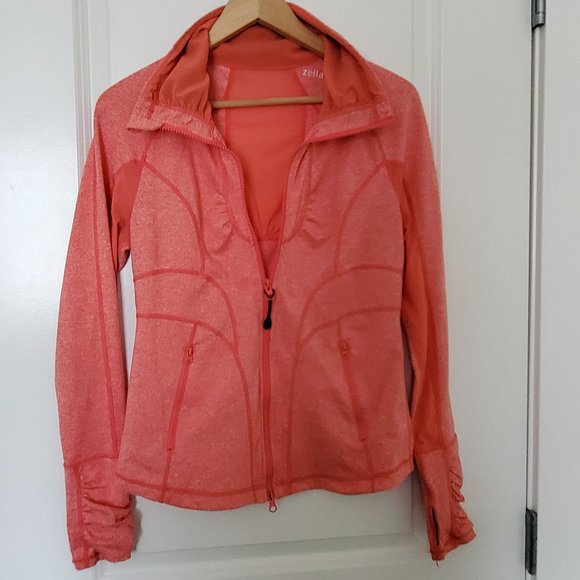 Athleisure wear jacket - Picture 3 of 5